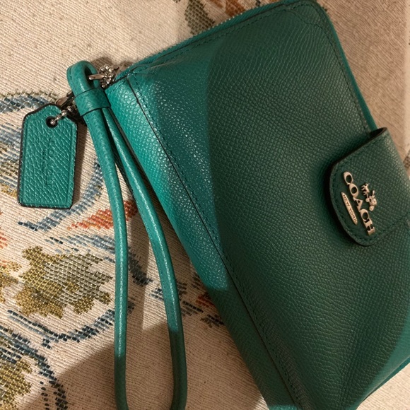 Coach Handbags - Coach Wristlet/Wallet